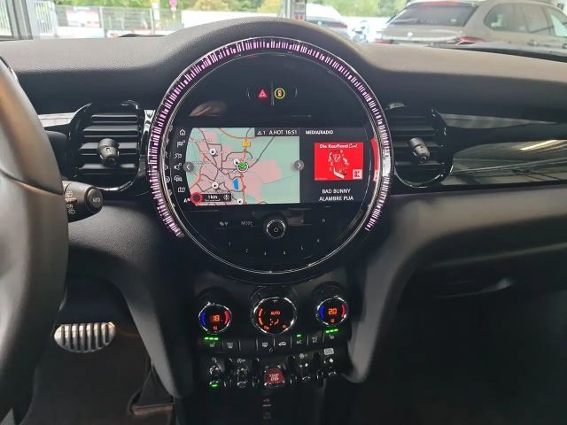 MINI Cooper Hatch DAB LED RFK Navi Komfortzg. Shz. uvm.
