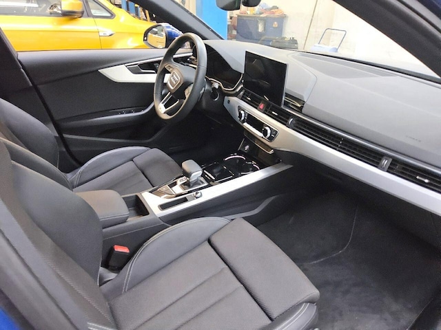 Audi A4 40 TFSI Avant S-Line S-Tronic
