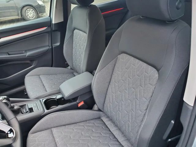 Volkswagen Golf 1.5 TSI Plus