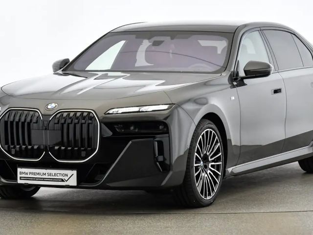BMW 740 740d M-Sport Sedan xDrive