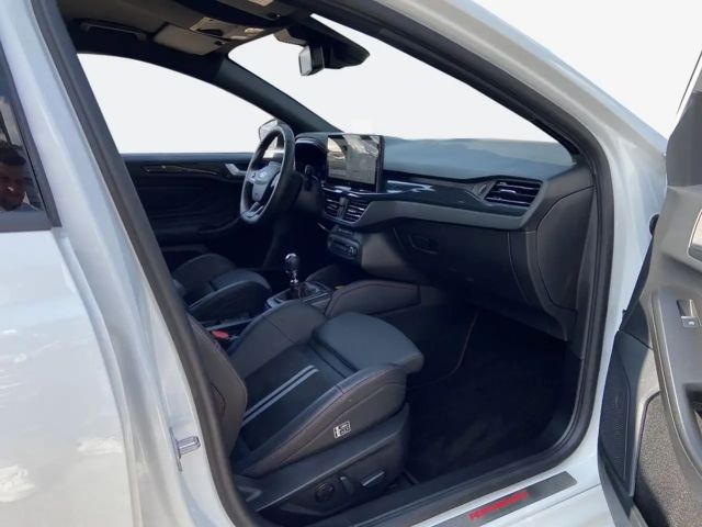 Ford Focus ST Line