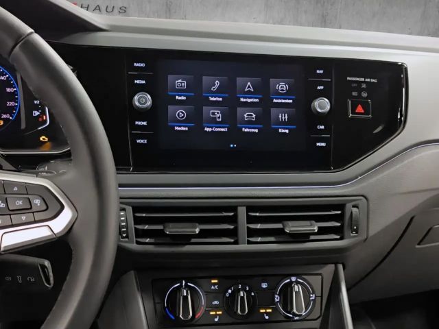 Volkswagen Polo 1.0 TSI DSG R-Line