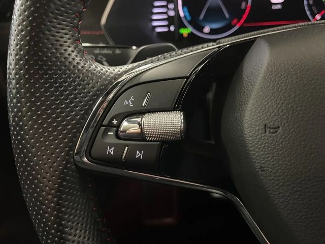 Skoda Octavia Combi RS iV