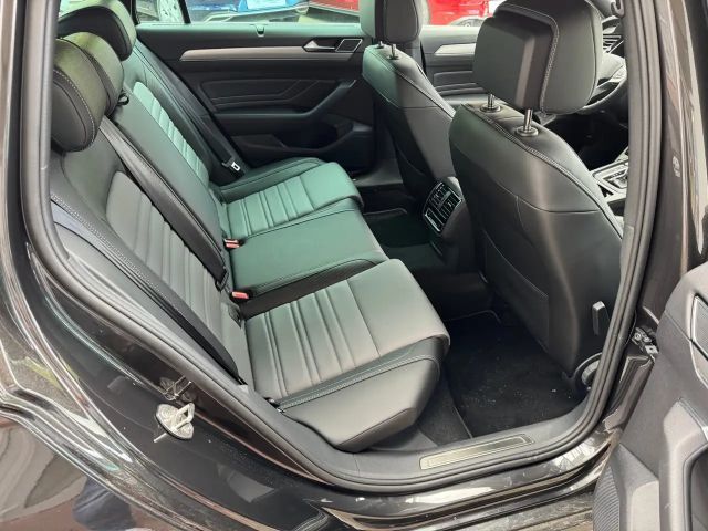 Volkswagen Passat 2.0 TDI DSG R-Line Variant