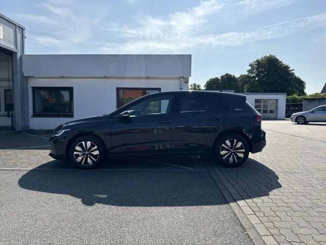 Volkswagen Golf 1.5 TSI Golf VIII