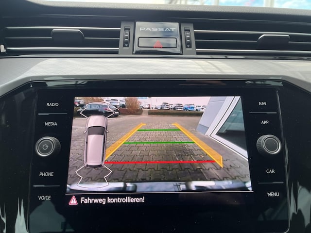 Volkswagen Passat 2.0 TDI Business DSG Variant