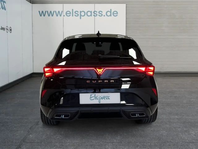 Cupra Leon NAVI KAM SHZG LHZG MATRIX DCC 19'' AHK VORB.