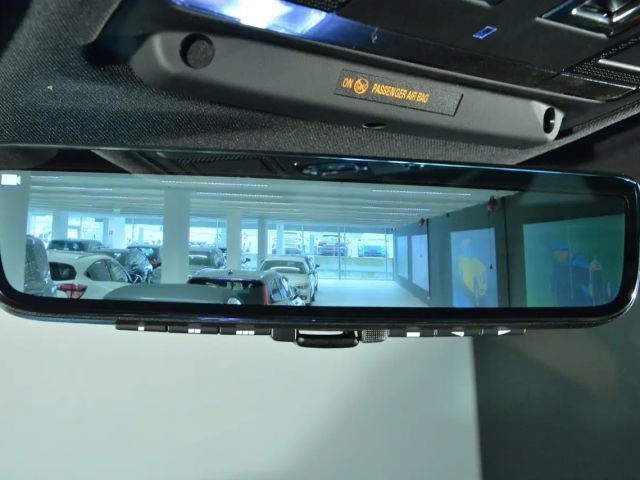 Land Rover Defender 110 AWD D300