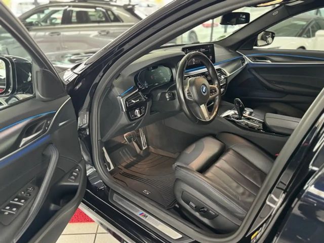 BMW 530 530e Sedan