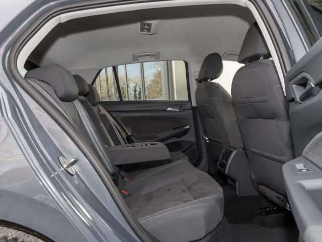 Volkswagen Golf 2.0 TSI DSG Golf VIII Style