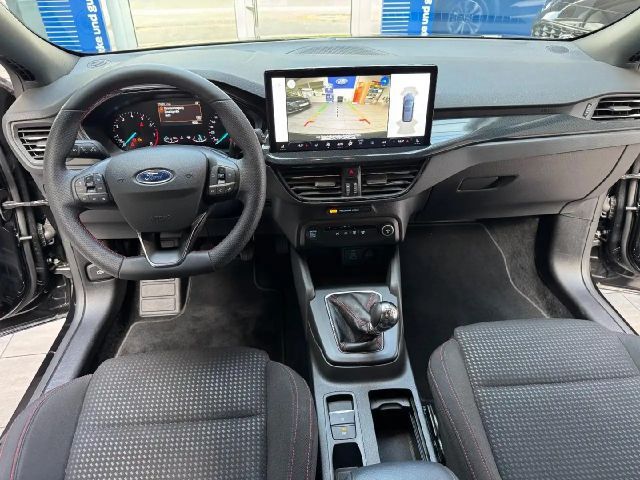 Ford Focus EcoBoost ST Line