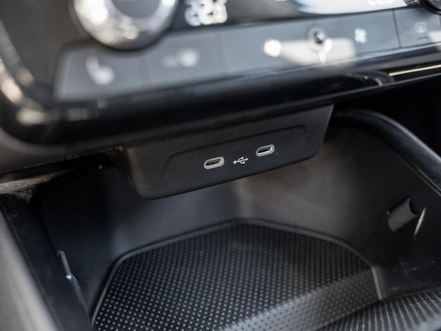 Skoda Fabia 1.0 MPI 5-GANG SpurH SoundSys