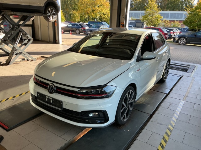 Volkswagen Polo 2.0 TSI DSG GTI