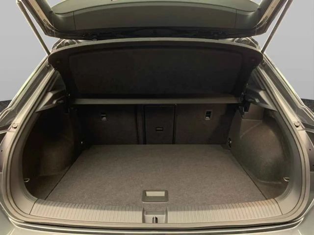 Volkswagen T-Roc 1.5 TSI DSG R-Line