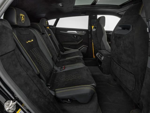 Lamborghini Urus Performante