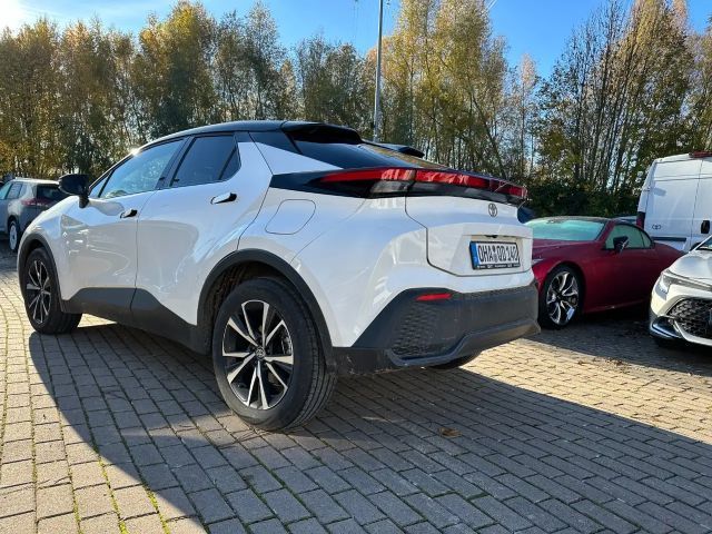 Toyota C-HR Team D Voorwielaandrijving