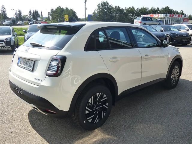 Fiat 600e Hybrid 136 6-Gang eDCT