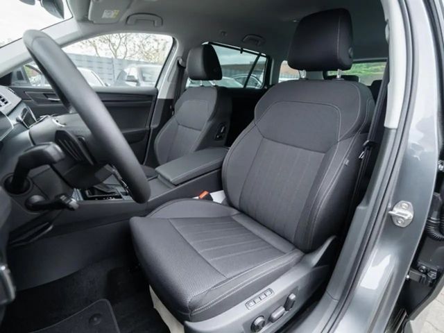 Skoda Superb 2.0 TDI Combi Style Style