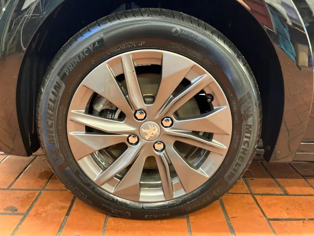 Peugeot E-208 Allure Pack