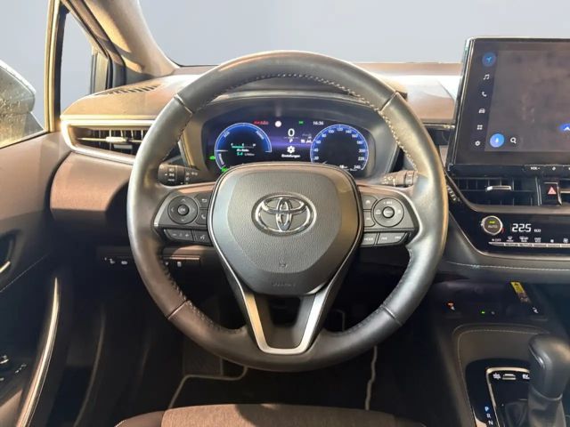 Toyota Corolla Hybride Team D