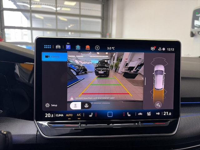 Volkswagen Golf 1.5 eTSI DSG R-Line