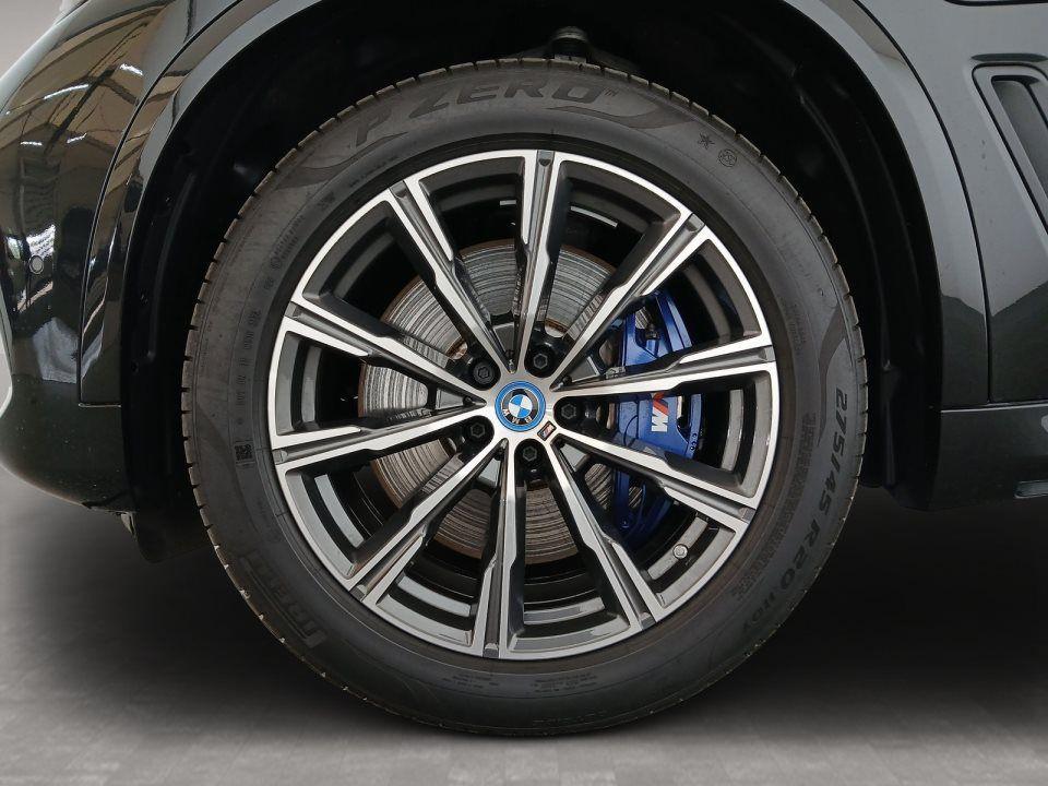 BMW X5 xDrive45e