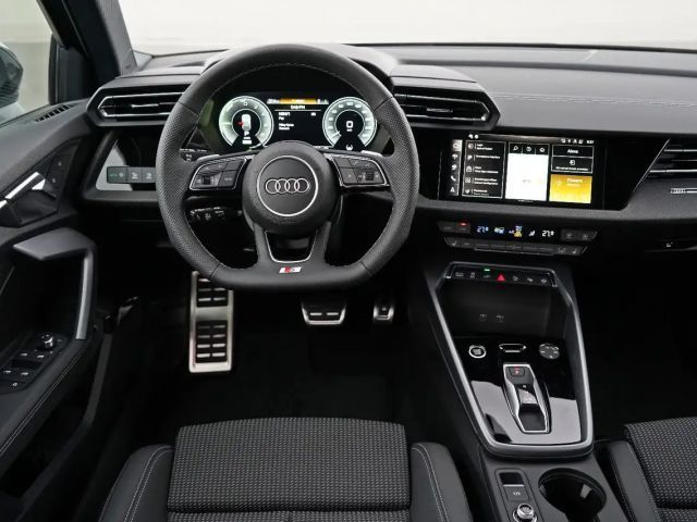 Audi A3 Business S-Line Sportback