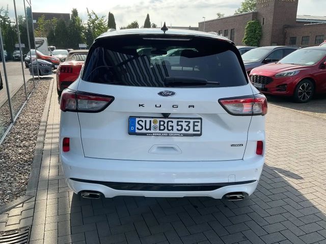 Ford Kuga Plug in Hybrid ST Line X