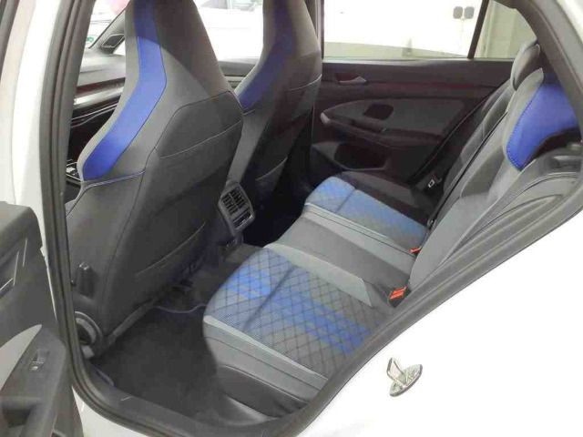 Volkswagen Golf IQ.Drive