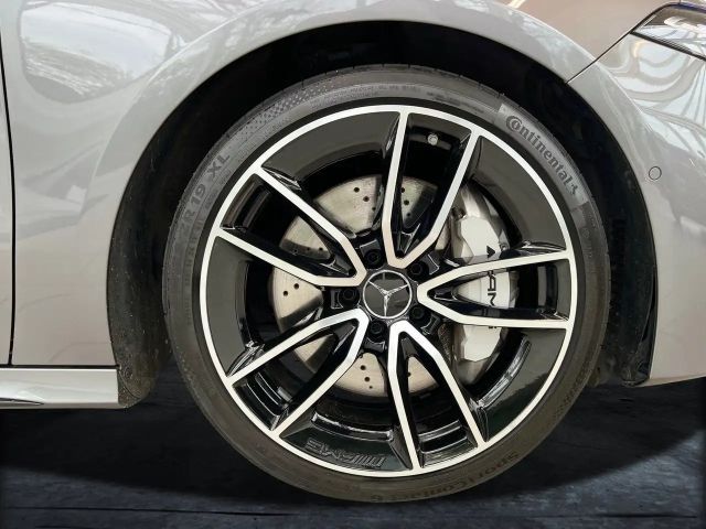 Mercedes-Benz A 35 AMG 4MATIC AMG Line