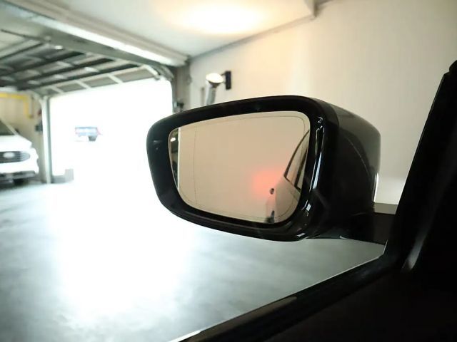 BMW 330 330e Touring