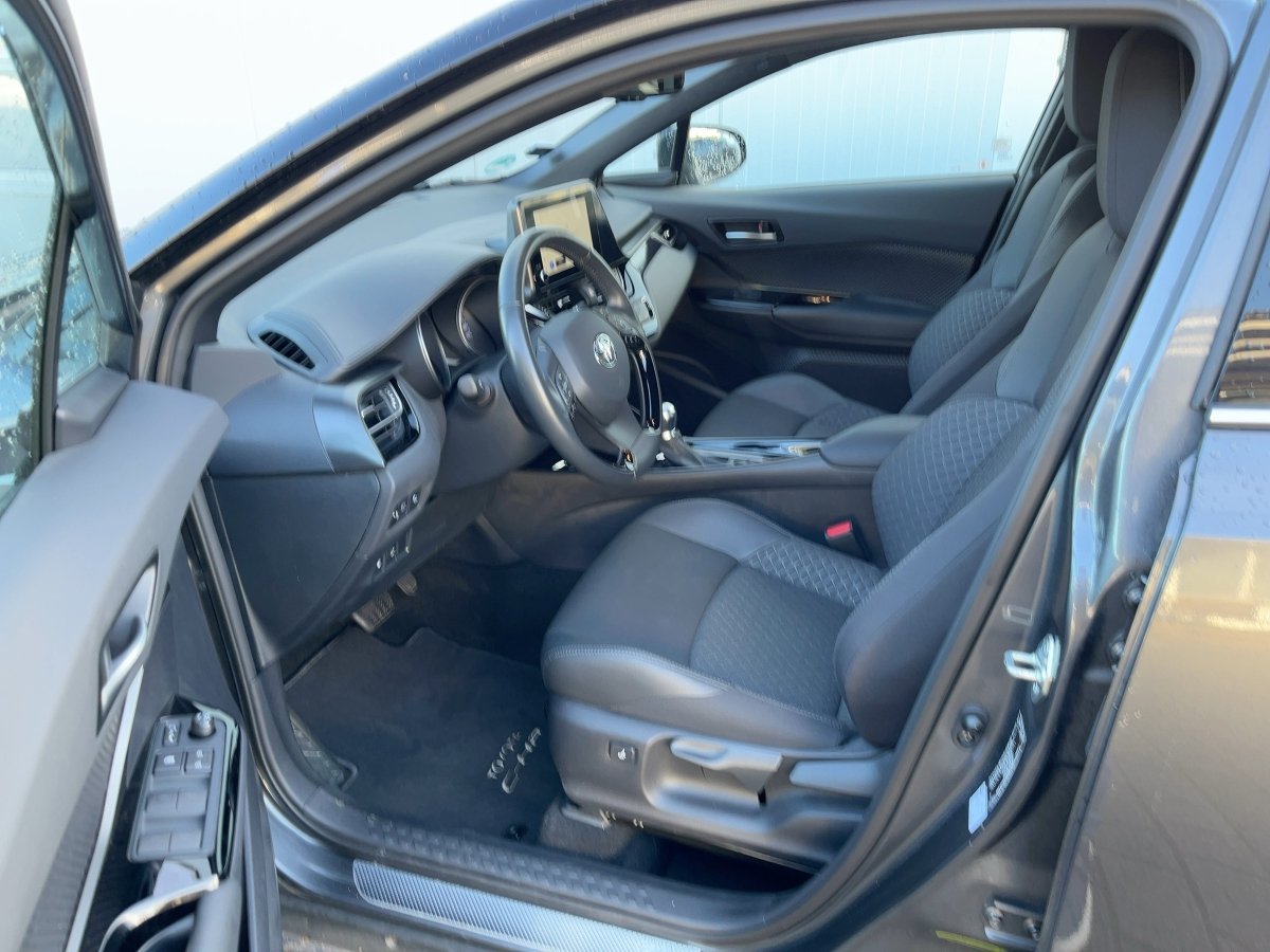 Toyota C-HR 5-deurs Bi-Tone Team D
