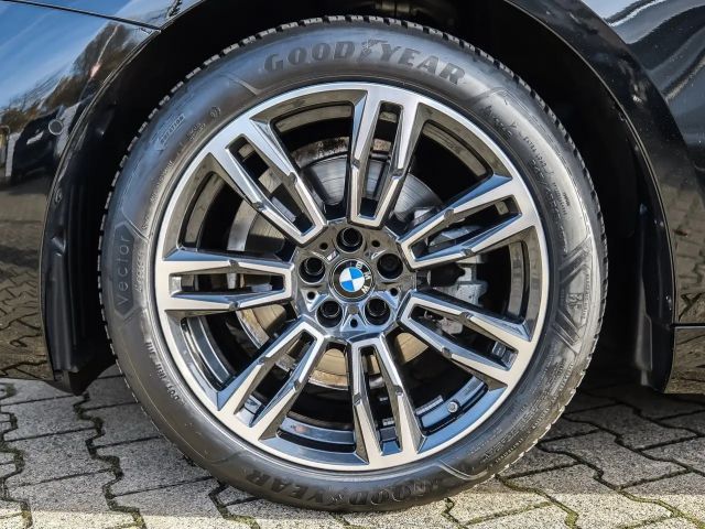 BMW 520 520i M-Sport Touring