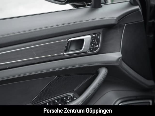 Porsche Panamera GTS