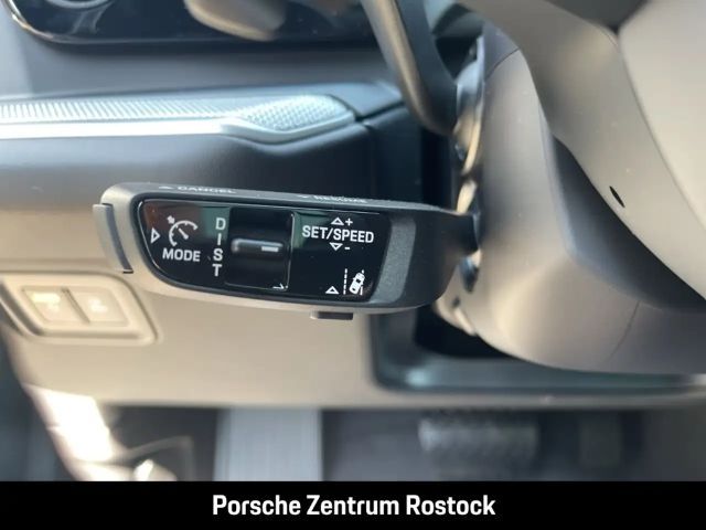 Porsche Cayenne BOSE Luftfederung LED-Matrix