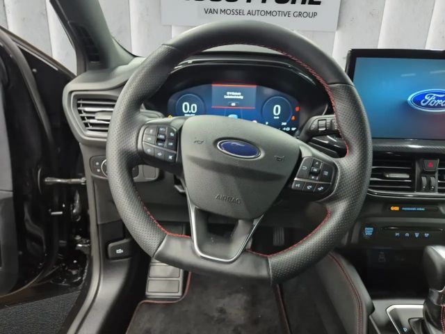 Ford Focus ST Line Wagon