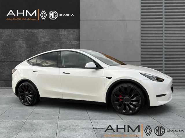 Tesla Model Y AWD Dual Motor Performance