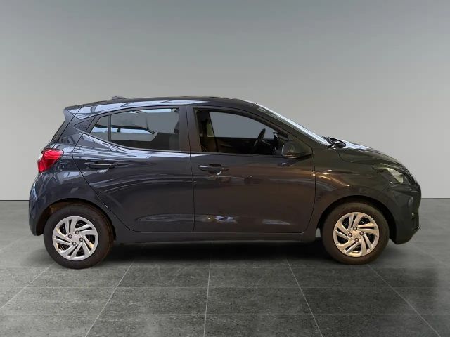 Hyundai i10 1.0