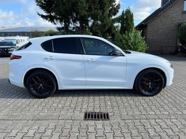 Alfa Romeo Stelvio Veloce