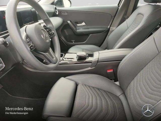 Mercedes-Benz A 250 A 250 e Style