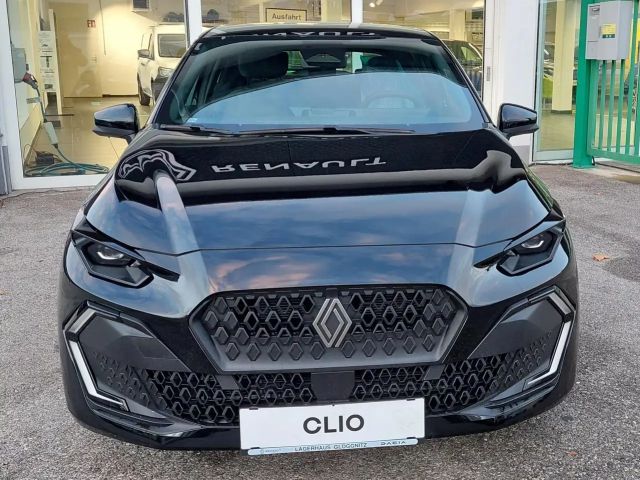 Renault Clio E-Tech Evolution