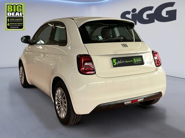 Fiat 500e 500 e Base  KlimaA* Navi* Touchscreen* Bluetooth