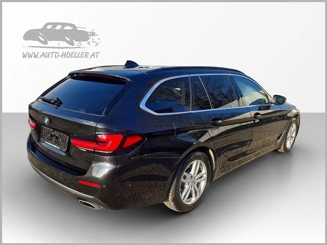 BMW 530 530d Luxury Line Touring xDrive
