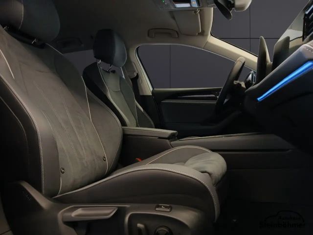 Volkswagen Passat 1.5 eTSI Business DSG