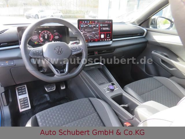 Volkswagen T-Roc 1.5 eTSI DSG R-Line