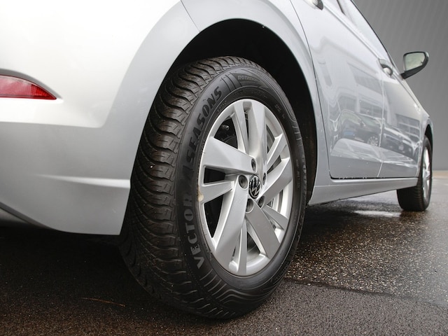 Volkswagen Polo 1.0 TSI DSG Style