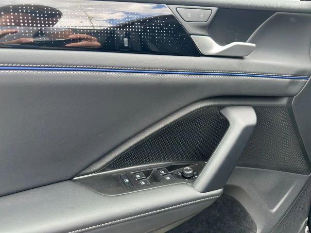 Volkswagen Tiguan 2.0 TDI DSG R-Line Style