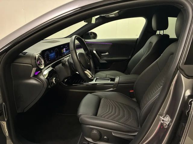 Mercedes-Benz CLA 200 CLA 200 d Shooting Brake