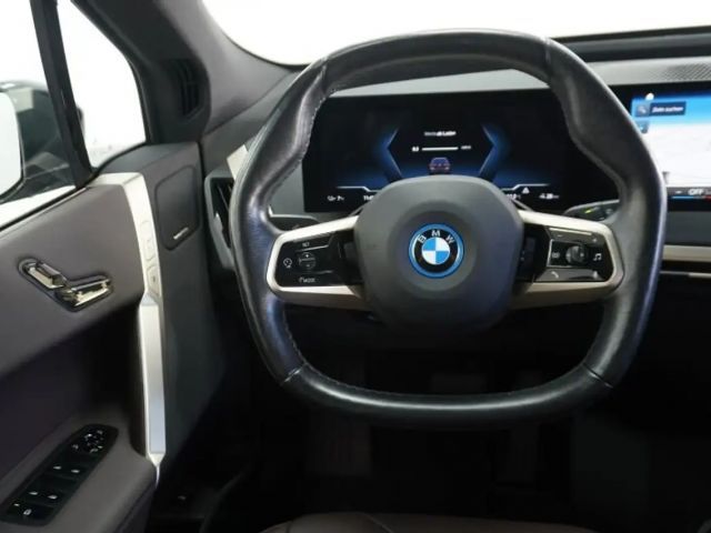 BMW iX xDrive40