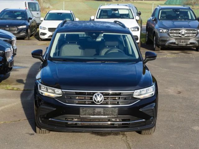 Volkswagen Tiguan Business Life